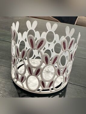 Bath & Body Works 3 Wick Easter metal candle holder